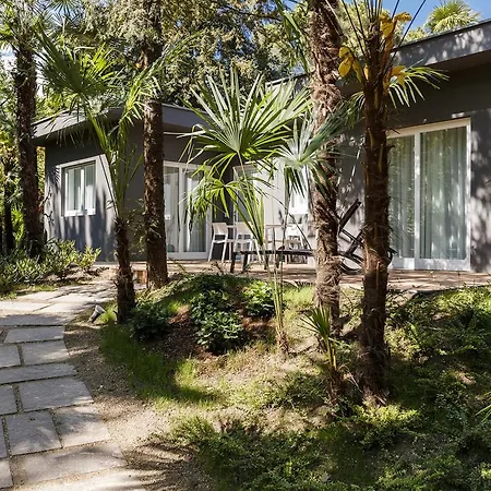 Du Et Du Parc Grand 4*